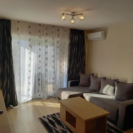 דירה Laguna 4. *